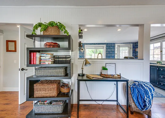 Holiday home Half-mi To Dtwn: Updated In Prescott!